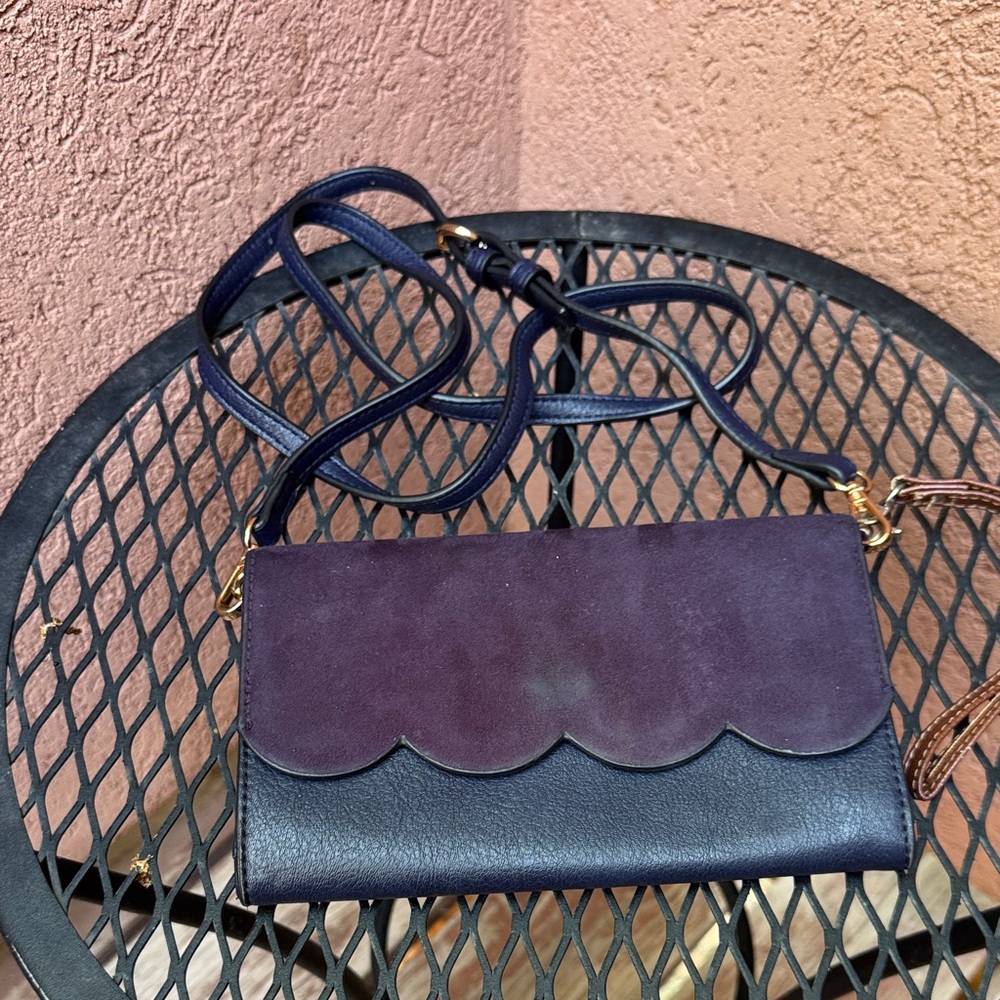 LC Lauren Conrad Scalloped Edge Wallet Clutch